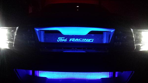 LEDS on my HE w Ford Racing-front.jpg