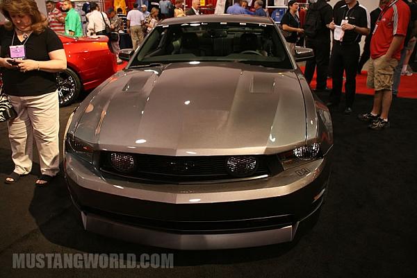 Sema Mustangs! *56k Warning*-pic-2.jpg