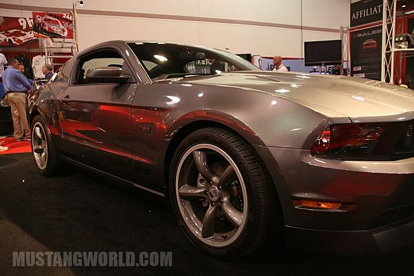 Sema Mustangs! *56k Warning*-pic-6.jpg