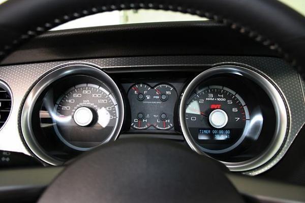 gauge cluster differences-svt-gauges.jpg