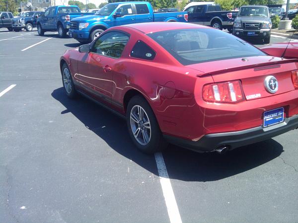 Two 2011 V6 Mustangs on the ground in NoVA - Cowles Ford-2010-04-29-13.03.37.jpg