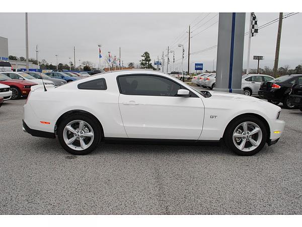 Performance White owners/orders - need assistance-white-gt.jpg