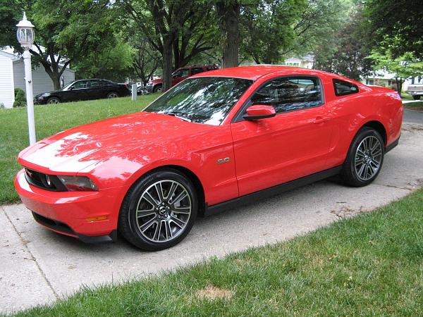 Sticky for guys receiving their 2011 to post pics in-img_0080.jpg