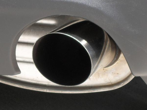 Exhaust question on V6 2011-2011-must-8-16x12.jpg