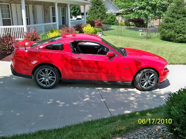 Put my gt500 spoiler on my 2011 5.0-4.jpg