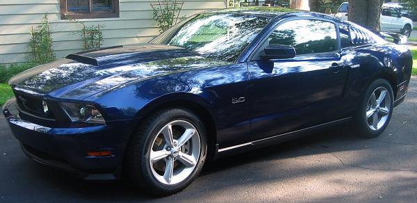 Put your 2011 Mustang pics here please...-side2.jpg