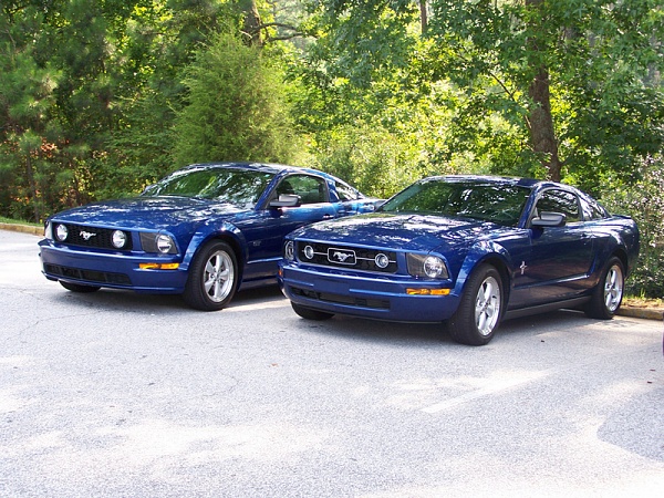 2012 Mustang gt colors-vista-blue-mustang.jpg