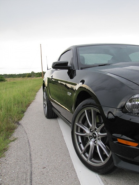 First few mods are done... here are some pics!-mustang-105.jpg