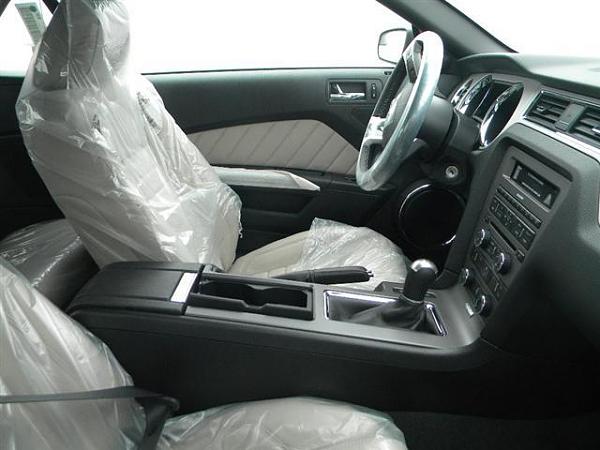 Pics of 2012 Stone interior-2012-stone-interior.jpg