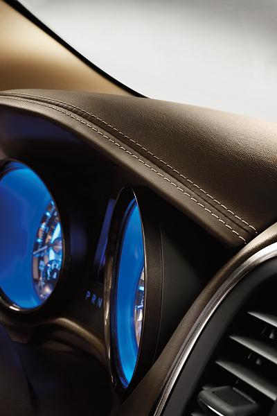 Wood grain trim???-06-2012-chrysler-300c-executive-series.jpg