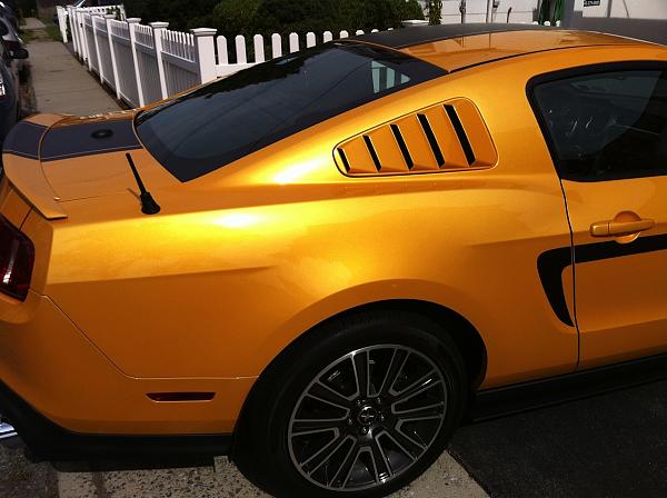 Yellow Blaze + Black Fire Wet Diamond + MCA side stripe + 5.0 Blackout kit = :)) - The Mustang 