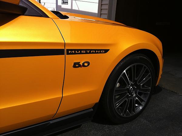 Yellow Blaze + Black Fire Wet Diamond + MCA side stripe + 5.0 Blackout kit = :))-img_0782.jpg