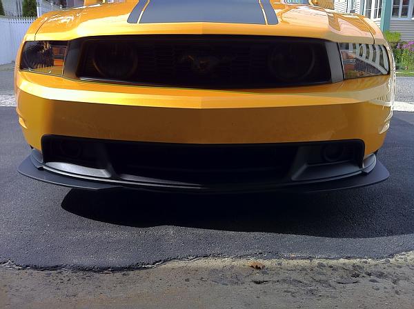 Yellow Blaze + Black Fire Wet Diamond + MCA side stripe + 5.0 Blackout kit = :))-img_0785.jpg