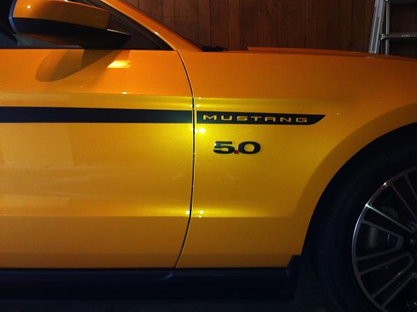 Yellow Blaze + Black Fire Wet Diamond + MCA side stripe + 5.0 Blackout kit = :))-img_0815.jpg