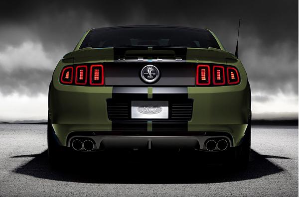 The 2013 Mustang is officially here!-2013-gt500-rear-grn.jpg