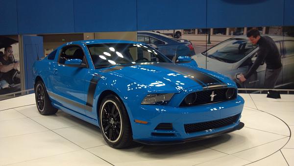 2013 Boss at the Indy Auto Show-2011-12-26_13-25-23_653.jpg