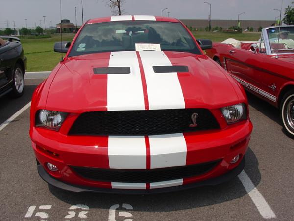 Here's pics of red GT500s at TRI-State Mustang Show from Cinn. OH 7/30/06-dsc04805.jpg