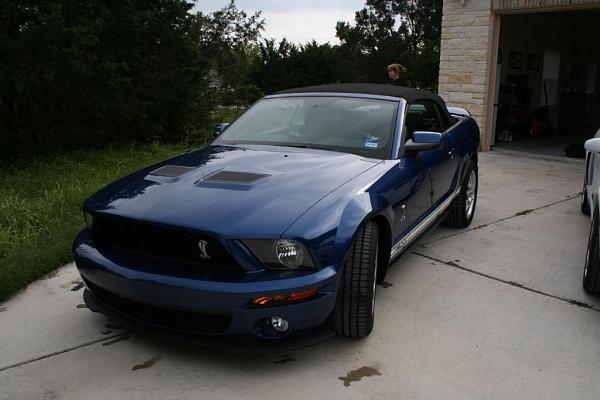 Shelby GT500 Convertible Pics???-55048836.jpg