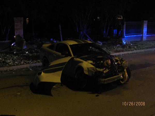 Idiot wrecks his '08 Shelby-pictures-20483.jpg