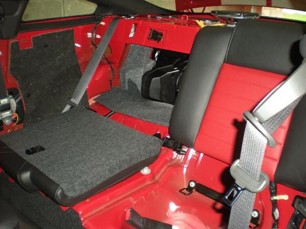 GT500 Pics-r-seat-removal-5-4-10.jpg