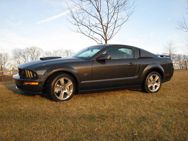 2007-2009 FORD MUSTANG PICTURE GALLERY Let me see those Alloy beauties!-019.jpg