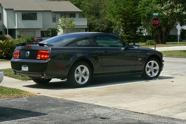 2007-2009 FORD MUSTANG PICTURE GALLERY Let me see those Alloy beauties!-beymag.jpg