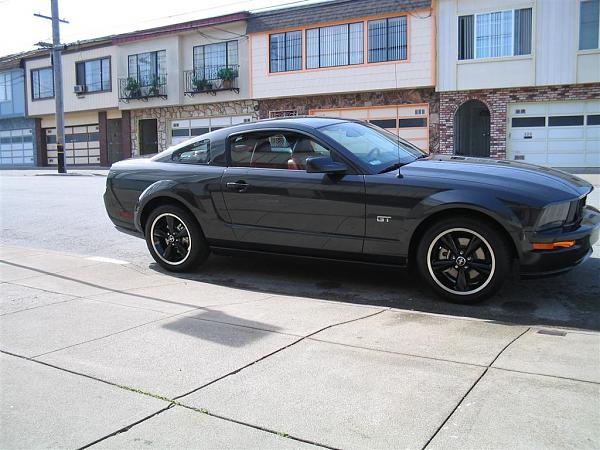 2007-2009 FORD MUSTANG PICTURE GALLERY Let me see those Alloy beauties!-img_0666-large-.jpg