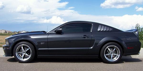 2007-2009 S-197 Gen 1 FORD MUSTANG ALLOY GRAY PICTURE GALLERY  Hooray for Alloy Grey!-fader-stripe-001.jpg