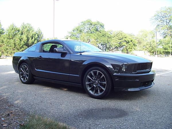 2007-2009 S-197 Gen 1 FORD MUSTANG ALLOY GRAY PICTURE GALLERY  Hooray for Alloy Grey!-blue-valve-covers-smoked-lenses-043.jpg