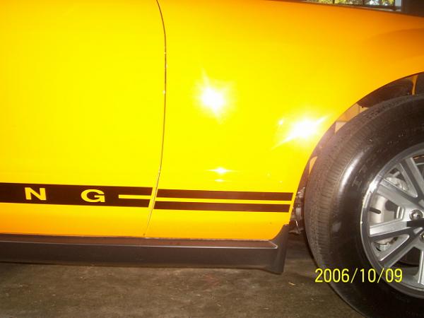 my Grabber Orange stang got dinged up!!-oct.06-001_640x480.jpg