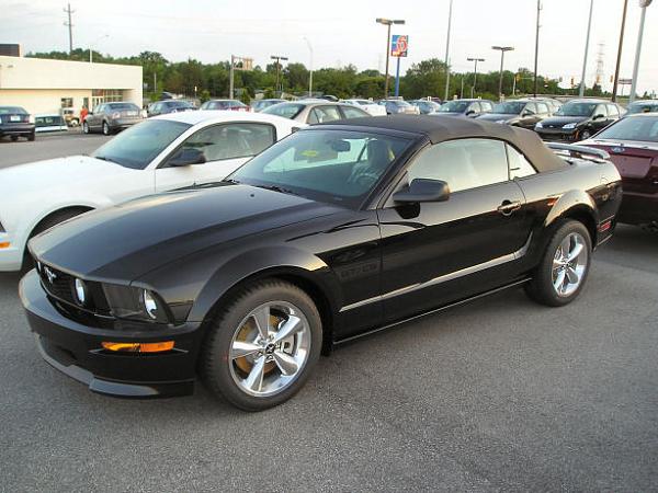 2007 Black GT/CS Convertible - No GT Appearance Package-p1010068_resize.jpg