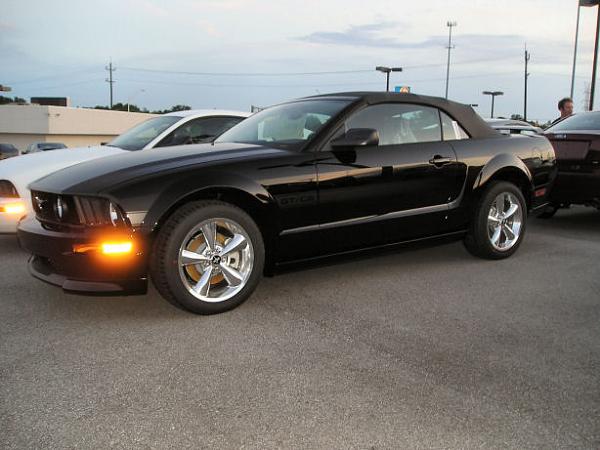 2007 Black GT/CS Convertible - No GT Appearance Package-p1010087_resize.jpg