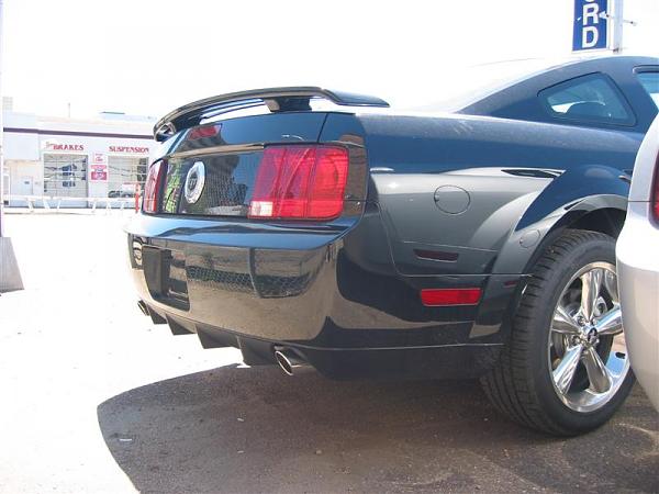 Pics of Black 07 GT/CS coupe-img_0179-medium-.jpg