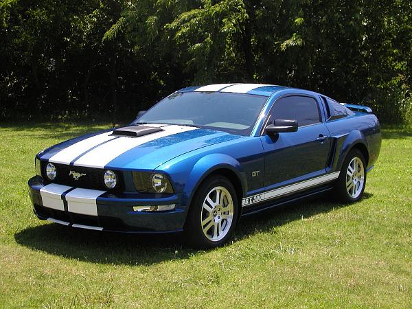 Vista Blue GT/CS coupe wanting stripes  and opinions-zainoii-coat-1-2.jpg
