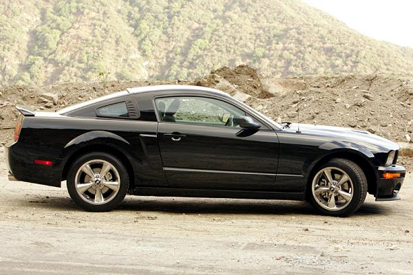 Just got my GT/CS!{ Legacy Post With Tons of Great Professional Pics By Owner!}-side.jpg