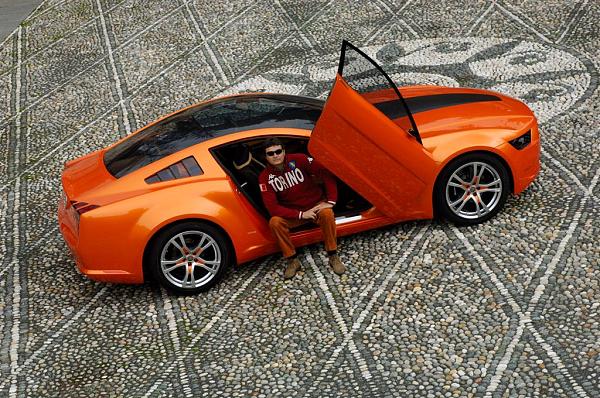 Viva La Mustang! Giugiaros Interpret Ford Icon-mustanggiugiarocon_04.jpg