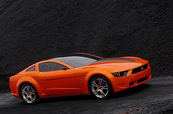 Viva La Mustang! Giugiaros Interpret Ford Icon-mustanggiugiarocon_09.jpg