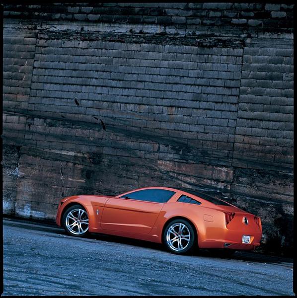 Viva La Mustang! Giugiaros Interpret Ford Icon-mustanggiugiarocon_10.jpg