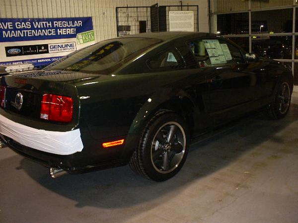 Here's pics  1st Bullitt in Cincinnati,OH at Ford Dealership 12/19/07-s5030575.jpg