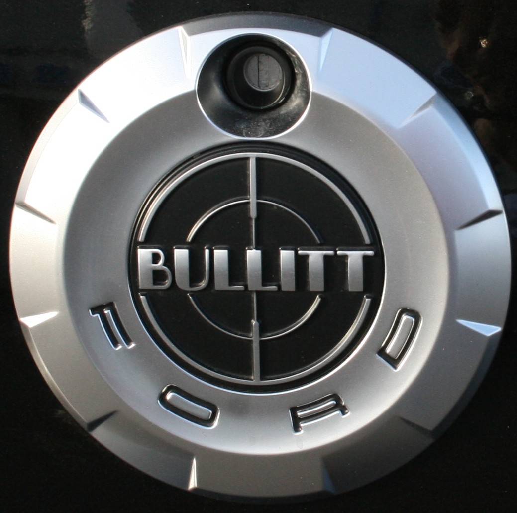 Bullitt emblem ford mustang trunk #3