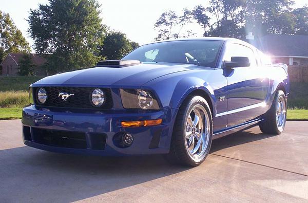 post pics of your ride!-05mustang.jpg