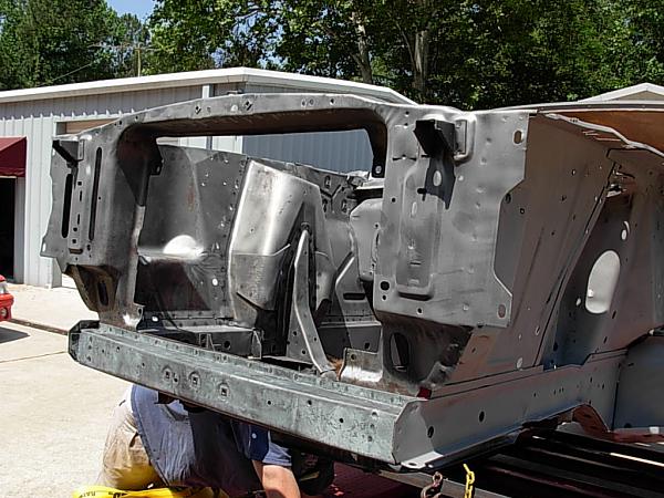 Boss 302 going to the soda blaster-dscn0123.jpg