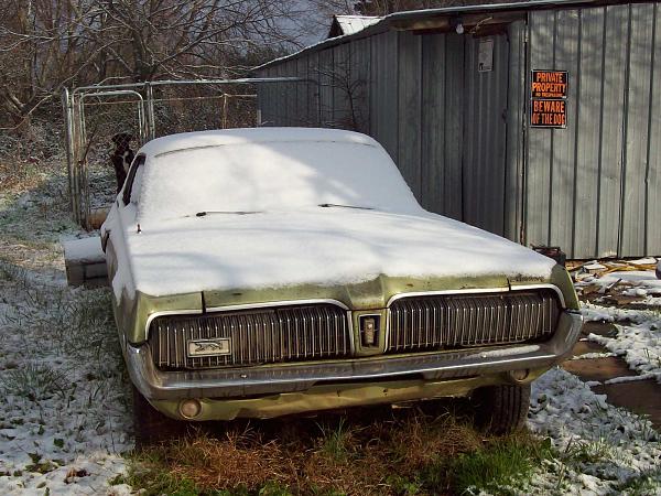 Snow Pics of your Stangs-100_1775.jpg