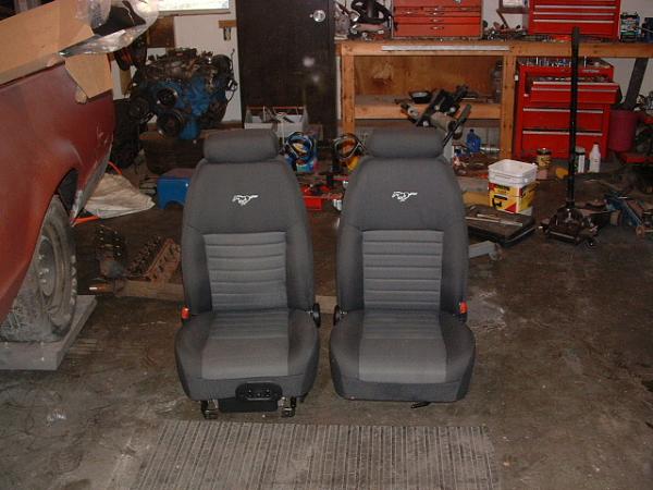 Started work on the '83 T-top-newseats.jpg