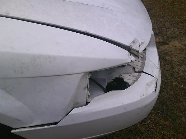 Bought another 2000-damage.jpg