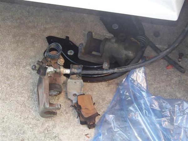 Bought another 2000-brake_stuff.jpg