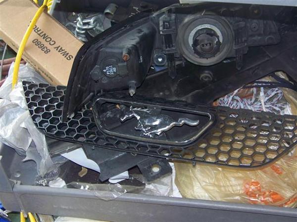 Bought another 2000-grille.jpg