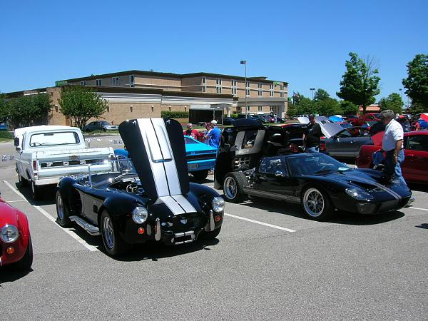 I need a Ford GT-dscn2234.jpg