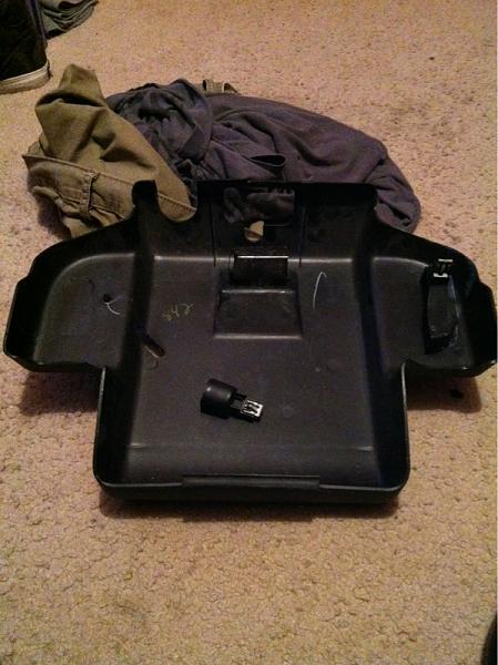 2005-2009 Mustang Removing plastic cover-inside upper trunk lid*-image-147036456.jpg