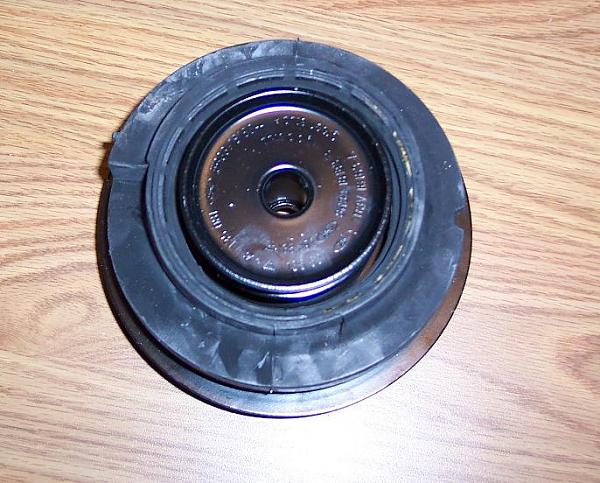 new TSB on front upper strut mounts-mount1.jpg